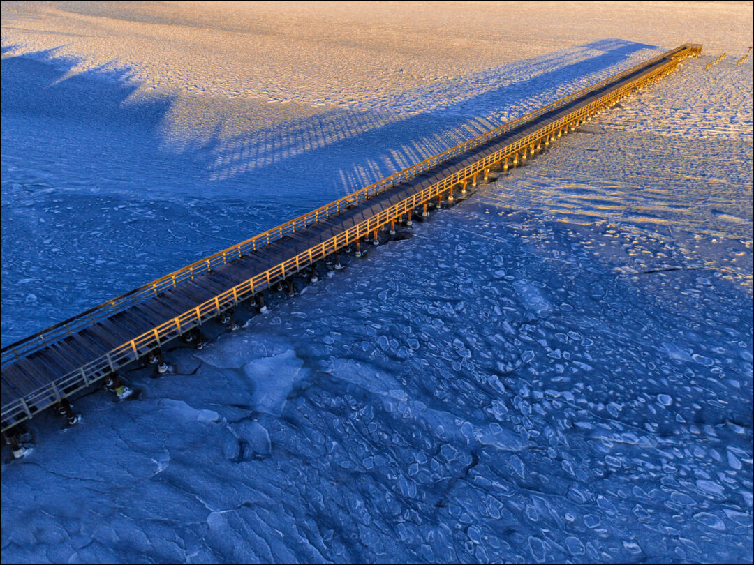 Cape Shores Winter Pier 0238